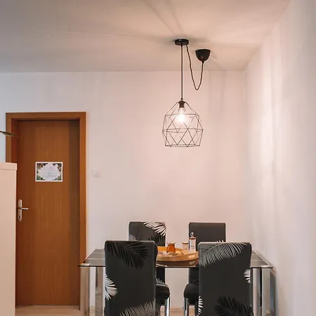 Apartment With Atrium Anabela Tolmin